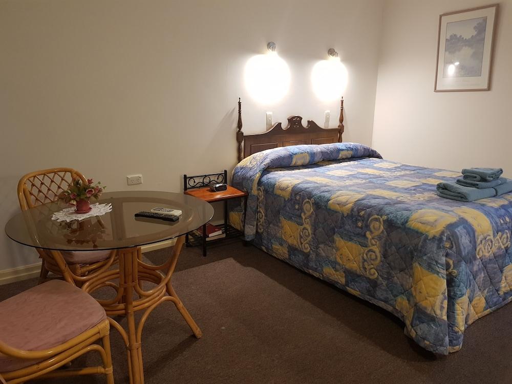 Cobb Inlander Motel Хэй Экстерьер фото